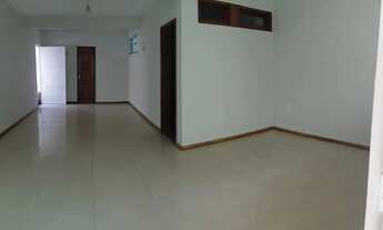 Imagem 5: VENDO CASA COM 3 SUÍTES E PISCINA