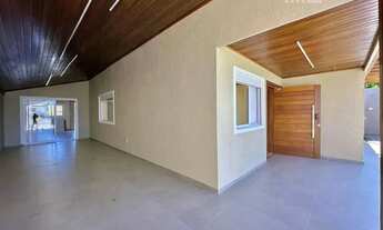 Imagem 2: Casa alto padrão com 3 dormitórios e piscina de fundos rio - Centro