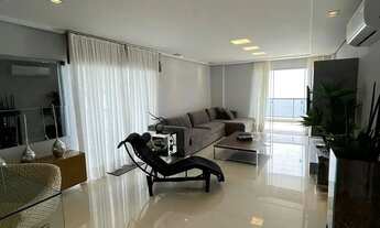 Imagem 3: FRENTE MAR Apartamento com 3 dormitórios