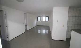 Imagem 3: Ed. Preamar! Excelente apartamento com 3 quartos sendo 1 suíte, wc social, armários, 1 vag