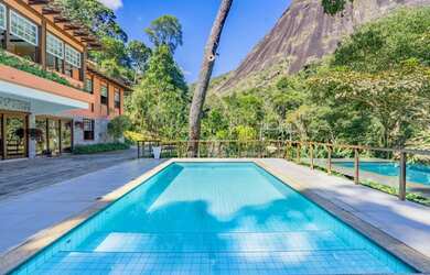 Imagem 3: Casa com 6 quartos em Corrêas, Petrópolis