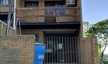 Imagem: Casa com vista privilegiada no alto do riacho