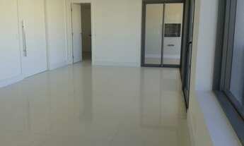 Imagem 2: Campo Belo, apartamento novo, andar alto!