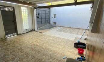 Imagem 3: VENDO / SOBRADO / R$ 380.000,00 / Lindo sobrado 2 dormitórios/2 wc / 4 vagas / Aceito fina