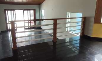 Imagem: CASA ASSOBRADADA EM EXCELENTE BAIRRO