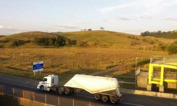 Imagem 2: Terreno Comercial com acesso da rodovia em Careaçu