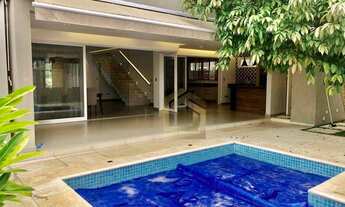 Imagem 3: Casa luxuosa com projeto assinado em condomínio de luxo aceita permuta