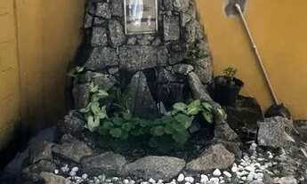 Imagem: Vendo Casa com grande terreno