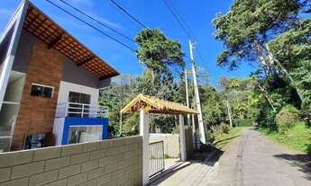 Imagem 3: Casa novíssima com 4 Suítes, à venda por R$ 980.000 - Granja Guarani - Teresópolis/RJ