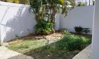 Imagem 7: Casa para aluguel possui 200 metros quadrados com 4 quartos