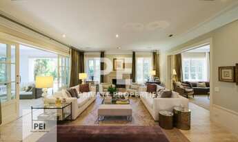 Imagem 2: Casa Mansão Urbana em Condomínio no Bairro Cidade Jardim, Procura Novo Proprietário