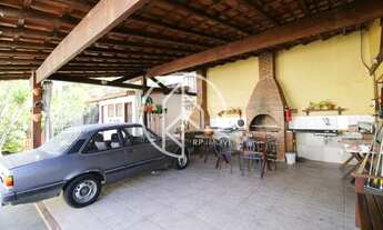 Imagem 2: Bairro Marilândia / Casa com 4 suítes quintal amplo