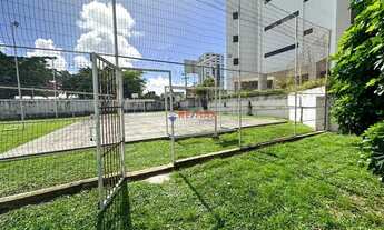 Imagem 4: Apartamento para venda possui 258 metros quadrados com 4 quartos no aeroclube