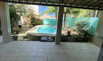 Imagem 6: Casa de andar na Praia da Caueira