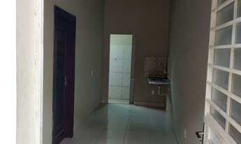 Imagem: Alugam-se Apartamentos - Flores