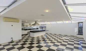 Imagem 4: ENSOLARADA COBERTURA COM 3 SUÍTES NO BATEL Ensolarada cobertura com 3 suítes no Batel -J8