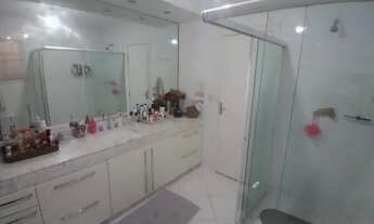 Imagem 7: Casa para venda com 490 metros quadrados com 5 quartos