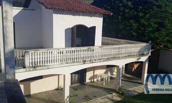 Imagem 2: Ampla casa de frente a Lagoa de Itaipu, com documentação ok