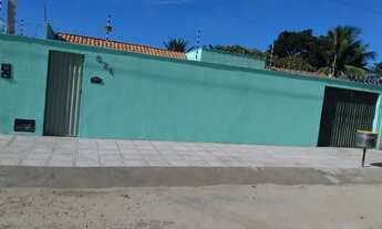 Imagem 3: Bela Casa Com 3 Quartos, 2 Suites, Mobiliada, e Com Carro na Garagem