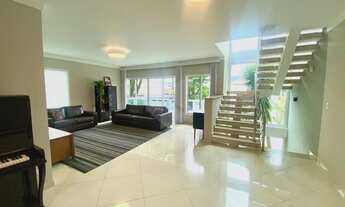 Imagem 6: Casa para venda tem 400 metros quadrados com 4 quartos