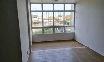 Imagem 2: Aluga-se apartamento na praça da Faculdade