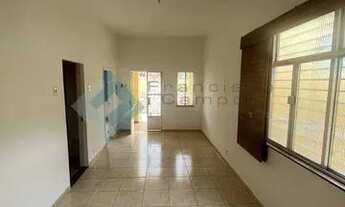 Imagem 4: Casa frente de Rua, 3 quartos, aceitando financiamento