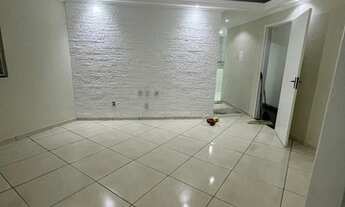 Imagem 2: Alugo apartamento amplo na estrada do campinho em frente à farmácia Max