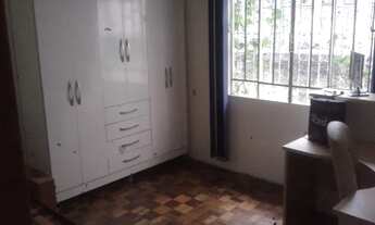 Imagem 3: Quarto para Rapazes na Fanny com estacionamento