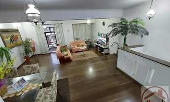 Imagem 5: Casa Sobreposta para Venda em Santos, Boqueirão, 3 dormitórios, 2 suítes, 4 banheiros, 2 v