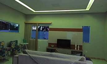 Imagem 5: Casa de condomínio para venda tem 510 metros quadrados com 4 quartos