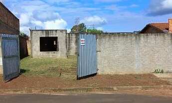 Imagem 2: Casa em construção