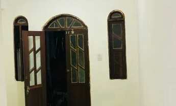 Imagem: Aluga-se uma casa pequena de 1/4