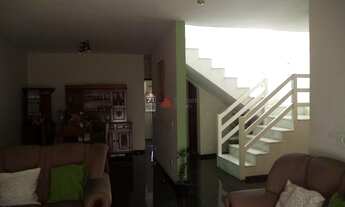 Imagem 2: Pindamonhangaba - Casa Padrão - Parque São Domingos