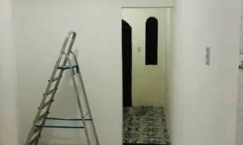 Imagem 2: Aluga-se uma casa pequena de 1/4