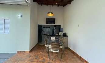 Imagem 7: Linda casa espaçosa no cond. Altos do Moinho á venda