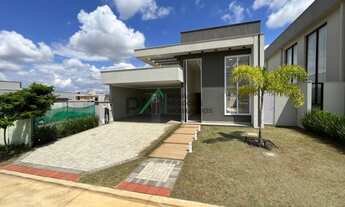 Imagem 5: Casa em Condomínio para Venda em Aparecida de Goiânia, Parqville Pinheiros, 3 dormitórios