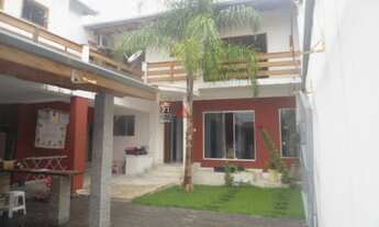 Imagem: Pindamonhangaba - Casa Padrão - Residencial