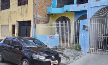 Imagem: Vende se ou troca por carro ou moto terreno