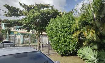 Imagem 3: Sobrado para venda tem 200 metros quadrados com 3 quartos em Glória - Porto Alegre - RS