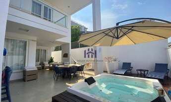 Imagem: Casa com 3 dormitórios - Tipo Sobrado