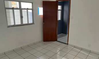 Imagem: Alugo excelente casa 2 quartos no centro