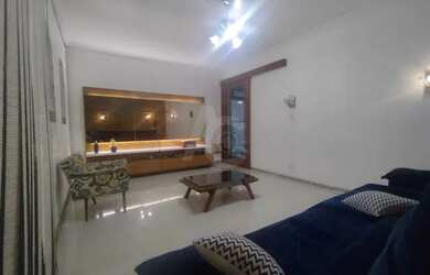 Imagem 4: Casa alto padrão na Penha com piscina e churrasqueira