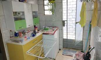 Imagem 5: Jatiúca. Duas casas pelo preço de uma. Com 2 quartos, sala, cozinha e wc social cada