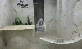 Imagem 4: Loja comercial com banheiro e copa. Após a reforma passou a ter 15m2. Rua Barata Ribeiro