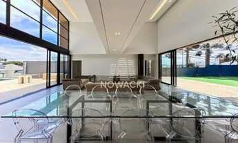 Imagem 4: CASA DE ALTISSIMO PADRÃO EM CONDOMÍNIO! POSSUI 4 SUÍTES E 4 VAGAS DE GARAGEM!