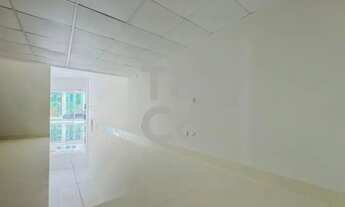 Imagem 4: Salão Comercial para venda e locação na Avenida Brasil no Skyline Tower em Balneário Cambo