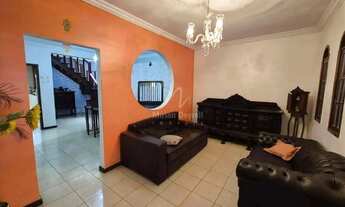 Imagem 2: Casa com 6 quartos (6 suítes) no bairro Sagrada Família