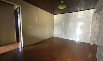 Imagem 2: QR 521 - CASA DE ESQUINA 2 QUARTOS