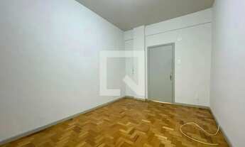 Imagem 2: Apartamento à Venda - Centro, 1 Quarto, 60 m2