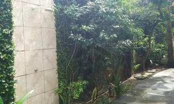 Imagem 4: Casa Residencial ou Comercial de 237m² à venda, com 4 quartos suítes, localizada no Poço d